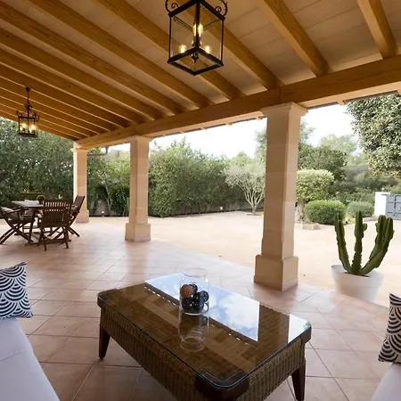 Villa Mestral *
